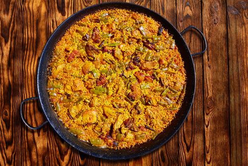 Paella de carne
